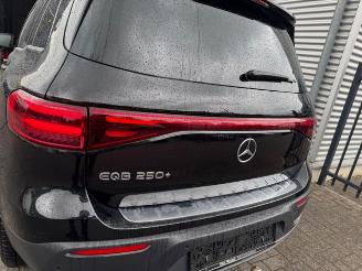 Mercedes EQB 250+ Urban 71KWH Progressive picture 8