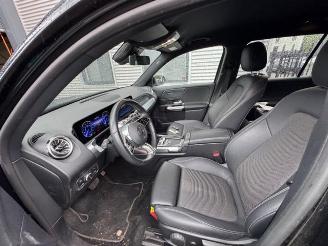 Mercedes EQB 250+ Urban 71KWH Progressive picture 4