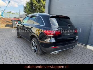 Damaged car Mercedes GLC 300 de 4Matic AMG Sport Pano Burm 2020/11