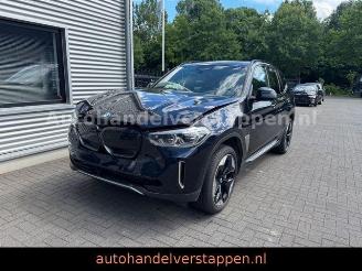 Coche accidentado BMW iX3 Impressive 210KW Pano Harman Leder AHK VOLL 2021/4