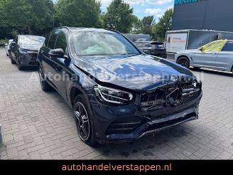 Damaged car Mercedes GLC 300 de 4Matic AMG Sport Night paket 2022/7