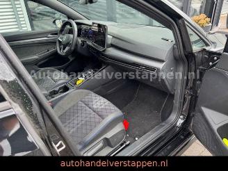 Volkswagen Golf VIII Variant 2.0 TDI 110 kW R-Line AUT. picture 16