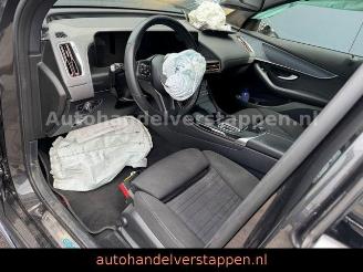 Mercedes EQC 400 4Matic Urban Sport 300KW picture 20