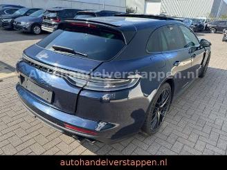 Porsche Panamera Sport Turismo 4 E-Hybrid Platinum Editi picture 5