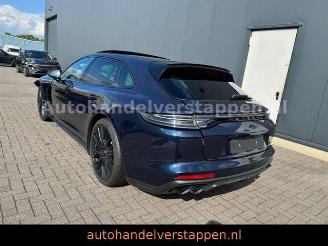 Damaged car Porsche Panamera Sport Turismo 4 E-Hybrid Platinum Editi 2022/11