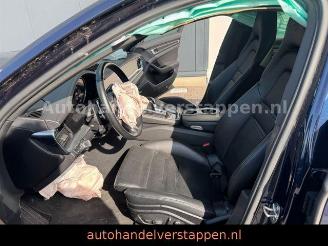 Porsche Panamera Sport Turismo 4 E-Hybrid Platinum Editi picture 17