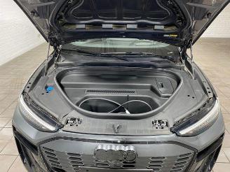 Audi Q6 e-tron Performance S line PANO/HUD/AHK/360/ picture 12