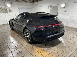 damaged passenger cars Porsche Taycan 4S Sport Turismo Black Edition 2026/1