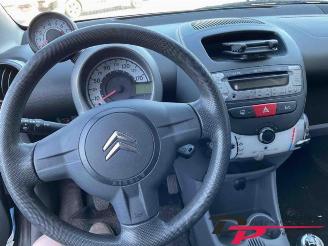 Peugeot 107 107, Hatchback, 2005 / 2014 1.0 12V picture 13