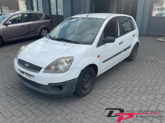 Coche siniestrado Ford Fiesta Fiesta 5 (JD/JH), Hatchback, 2001 / 2009 1.4 16V 2007/1