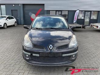 Renault Clio Clio III (BR/CR), Hatchback, 2005 / 2014 1.6 16V picture 2