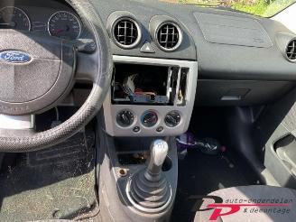Ford Fiesta Fiesta 5 (JD/JH), Hatchback, 2001 / 2009 1.4 16V picture 9