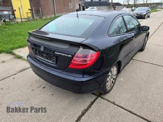 Mercedes C-klasse C Sportcoupe (C203), Hatchback, 2000 / 2008 1.8 C-200K 16V picture 4
