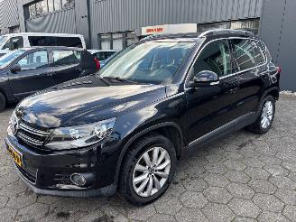 damaged passenger cars Volkswagen Tiguan Tiguan 1.4 TSI 2012/4