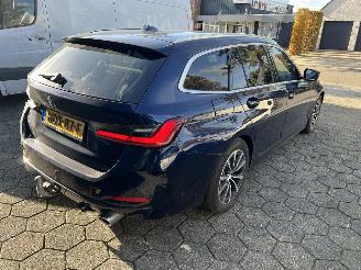 BMW 3-serie 320e Touring picture 5