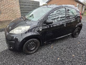 Peugeot 107  picture 6