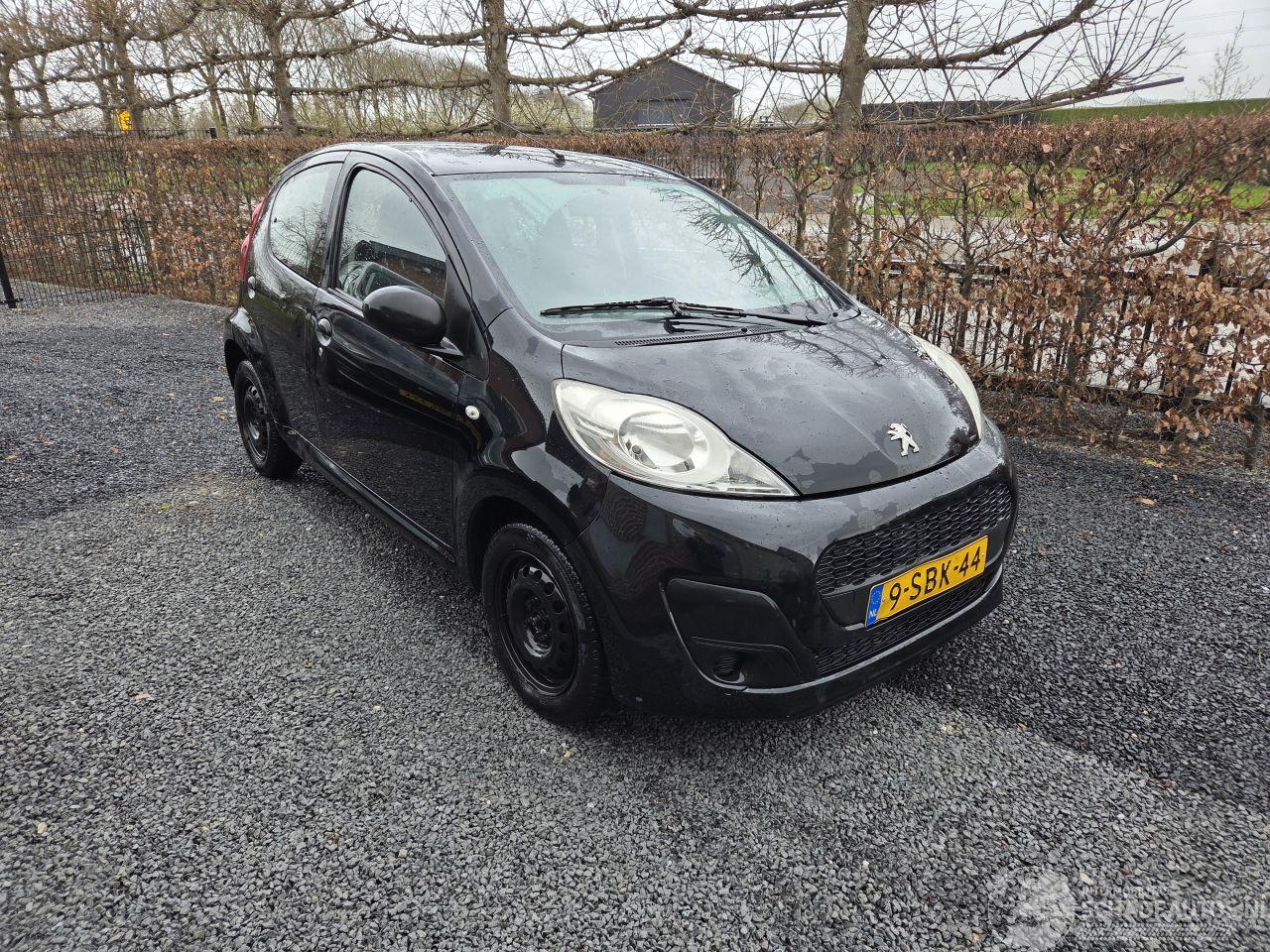 Peugeot 107 