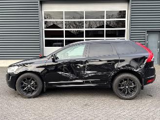 Volvo Xc-60 2.0 T5 16V SUV  Benzine 1.969cc 180kW (245pk) FWD picture 2
