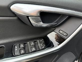 Volvo Xc-60 2.0 T5 16V SUV  Benzine 1.969cc 180kW (245pk) FWD picture 16