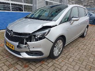 Opel Zafira TOURER 1.4 Turbo Business Executive Automaat picture 1