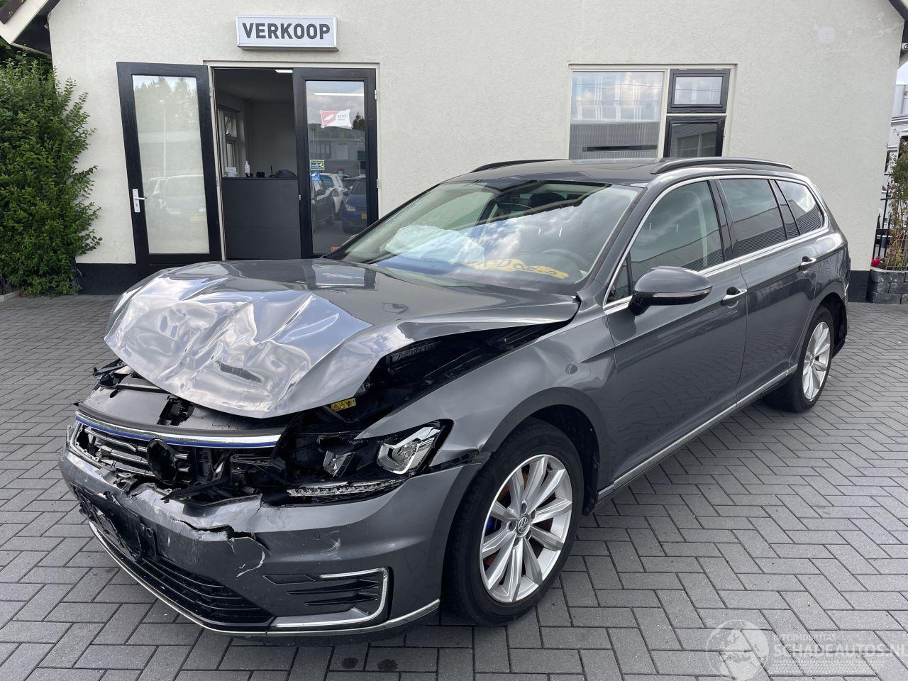 Volkswagen Passat Variant 1.4 TSI GTE N.A.P NL AUTO PRACHTIG!!!