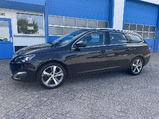 Coche accidentado Peugeot 308 1.2 AUTOMAAT  ALLURE 2016/6