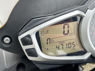 Triumph Street Triple 675 picture 16