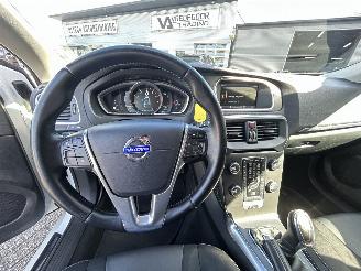 Volvo V-40 1.6 T2 Summum picture 14