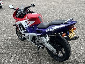 Honda CBR 600 F picture 3