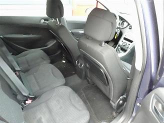 Peugeot 308 SW 1.6 VTi XS airco LET OP MOTOR DEFECT !!!!!! picture 13