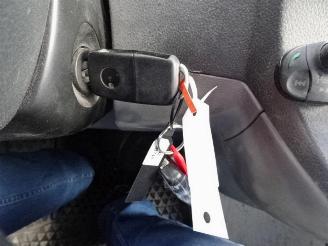 Volkswagen Transporter 2.5 TDI 340 Budgetline DC airco picture 17