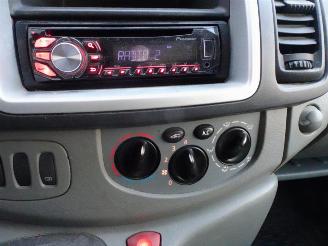 Renault Trafic 2.0 dCi T29 L2H1 airco picture 7