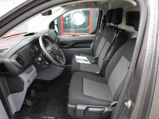 Peugeot Expert 231L 2.0 BlueHDI 150 Premium Pack airco 3 zits picture 8