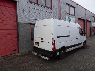 Renault Master T35 2.3 dCi 135 L2H2 Comfort 117276 km ! met inrichting picture 3
