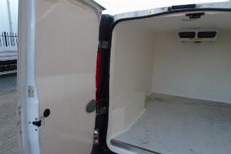 Opel Vivaro 2.0 CDTI L1H1 konvekta koelwagen 3 zits airco picture 10