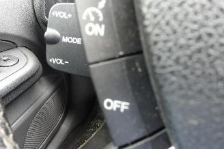 Ford Focus Wagon 1.6-16V Ambiente grijskenteken benzine uitvoering uniek !!!!!!! picture 12