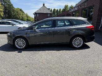 Ford Focus 1.5 Titanium (Stationwagen 5-dr.) picture 2