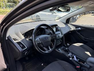 Ford Focus 1.5 Titanium (Stationwagen 5-dr.) picture 23