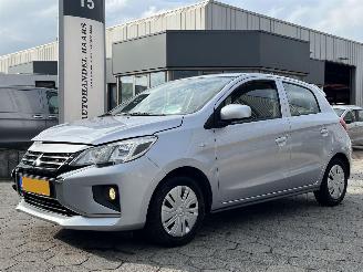 krockskadad bil auto Mitsubishi Space-star 1.2 Cool+ 2021/12