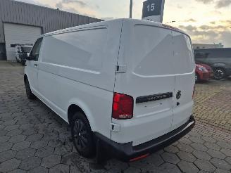 Volkswagen Transporter T6 150pk automaat picture 6