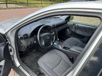 Mercedes C-klasse C 200 KOMPRESSOR picture 10