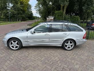 Mercedes C-klasse C 200 KOMPRESSOR picture 2