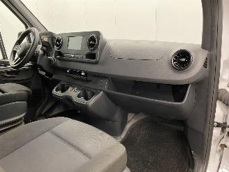 Mercedes Sprinter 317 CDI Autom. L2H2 Navi Airco picture 12