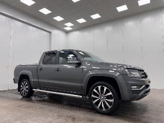 skadebil bedrijf Volkswagen Amarok 3.0 TDI DSG 4Motion DC Highline Lang 2017/5