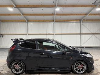 skadebil auto Ford Fiesta ST2  1.6T 134kW 2014/2