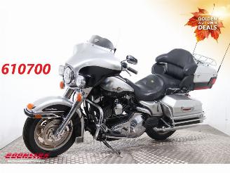 krockskadad bil motor Harley-Davidson  FLHTCUI Electra Glide Ultra Classic 100 Years Ed. Cruise Radio 11.527mi! 2003/1
