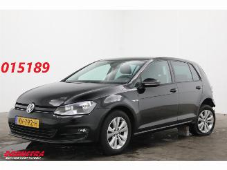 Auto incidentate Volkswagen Golf 1.0 TSI Comfortline Navi Clima Cruise Camera PDC AHK 74.205 km! 2017/1