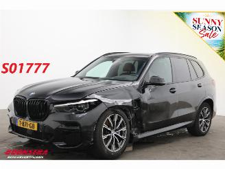 krockskadad bil auto BMW X5 xDrive45e M-Sport Pano LED ACC Leder Memory HUD Camera Lucht AHK 2023/6