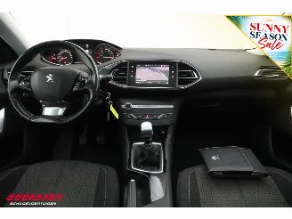 Peugeot 308 SW 1.2 PureTech Active Pano Navi Cruise Clima Apple/Android PDC picture 6