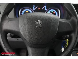 Peugeot e-Expert 50 kWh Standard Pano Cruise Airco Apple/Android PDC picture 14